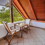 Zora With Terrace Near Terme Paradiso