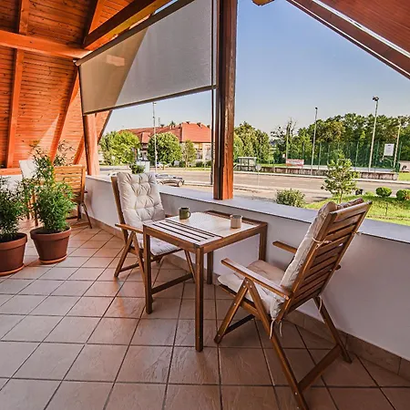 Zora With Terrace Near Terme Paradiso Dobova